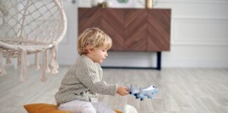 jak wybrać idealną zabawkę interaktywną dla dziecka