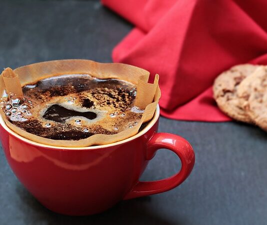 Czy filtr oleju ma wpływ na ciśnienie oleju?