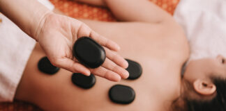 Masaż tajski czy balijski? Porównanie technik, efektów i wyboru najlepszego zabiegu Masaż tajski czy balijski