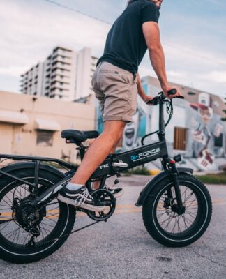 Ile wytrzymuje bateria w rowerze elektrycznym? Praktyczne informacje, które musisz znać Ile wytrzymuje bateria w rowerze elektrycznym